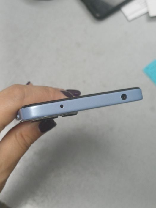 Мобильный телефон Redmi 12 4/128