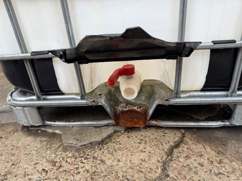 Єврокуб, куб, бочка, ємність 1000 літрів