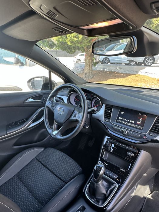 Opel astra sport tourer +
