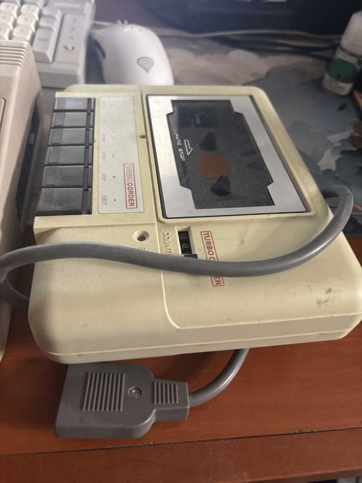 Commodore 64 Zestaw magnetofon zasilacz