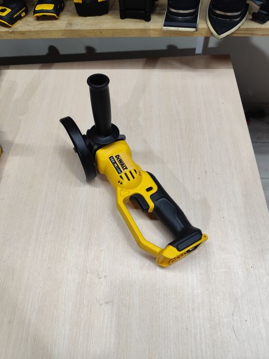 Вживана DeWalt DCG412 болгарка акумуляторна Деволт оригінал