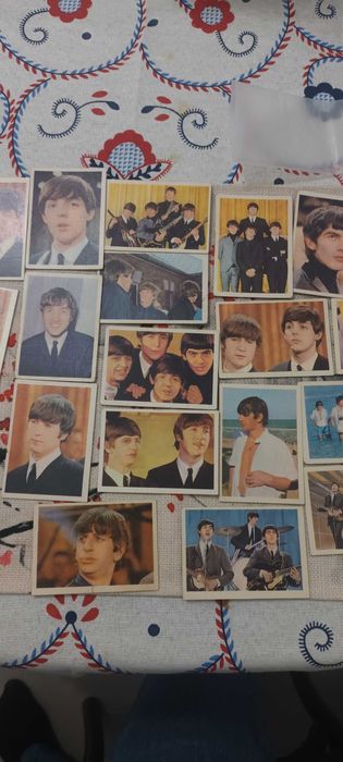 Cromos em cartão dos Beatles anos 60