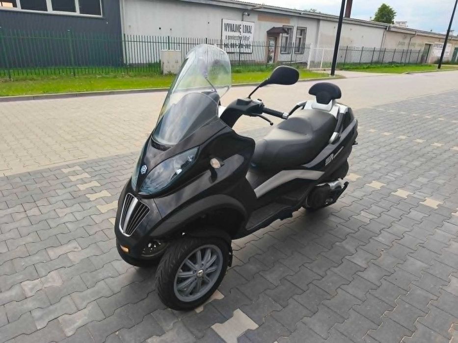 PIAGGIO MP-3 / 399 cm3 / 2009 r. / przebieg: 28.500 km / SUWAŁKI / na kat. B