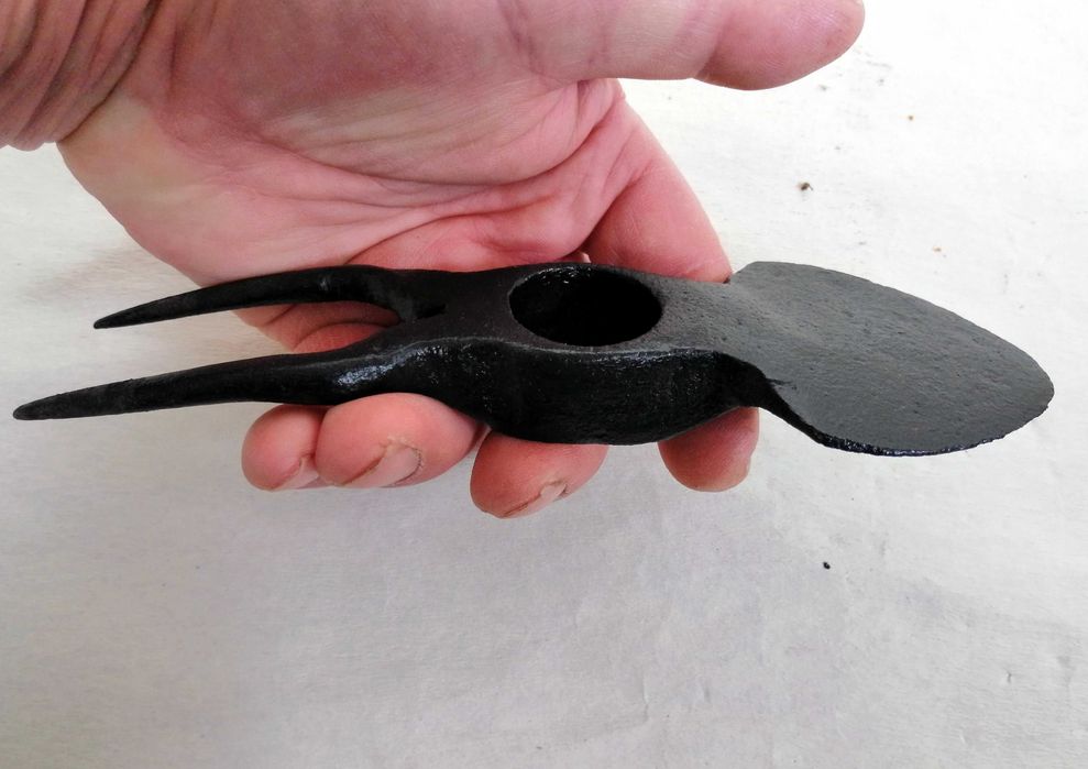 Stara kuta kopaczka ogrodowa - 20 cm