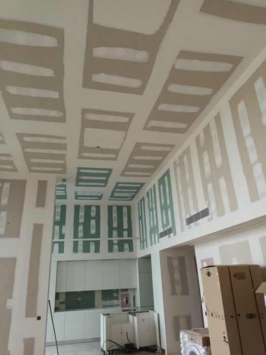 Tetos falsos e divisórias