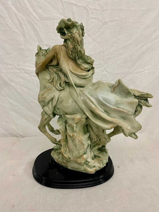 Estátua Giuseppe Armani "Liberty" - Dama a Cavalo (Itália) - Original