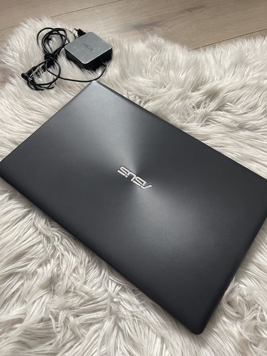 Laptop Asus 15,6” 1.60GHz 2.30GHz 4GB sonic master