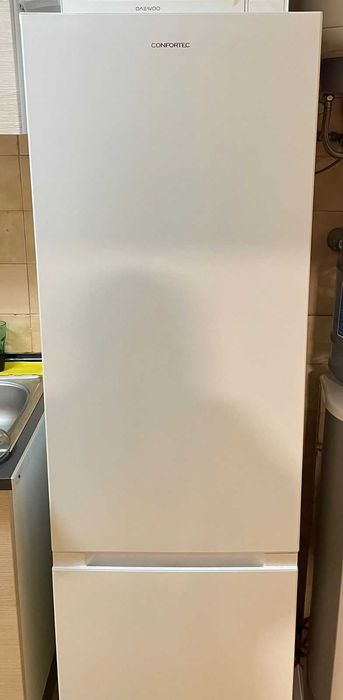 Frigorifico Confortec 4 meses de uso- NOVINHO