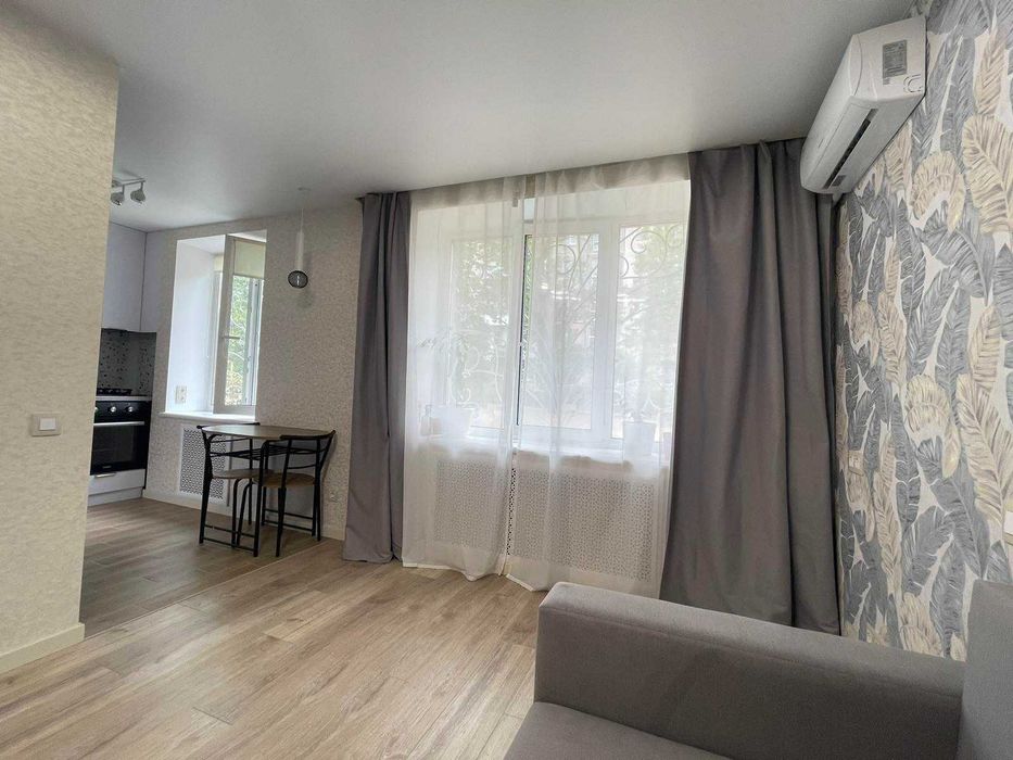Продам 1к Лазаревського (Мініна) 3, дизайн ремонт, метро