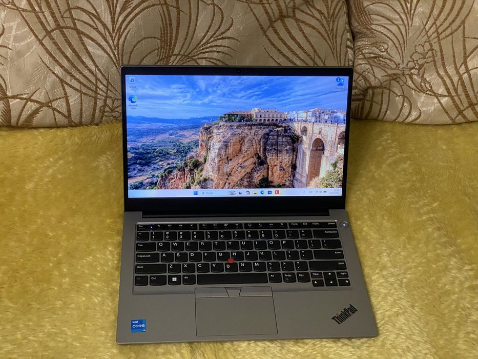 Lenovo ThinkPad e14 gen 4 i5/8/256Gb, BH93%