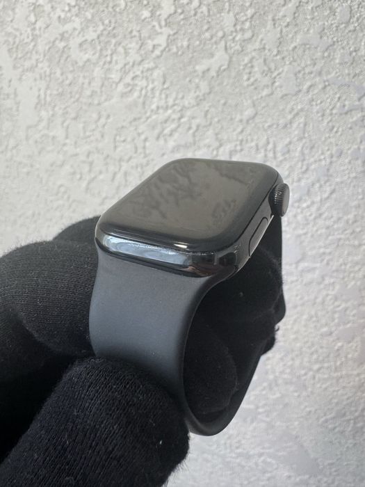 Apple Watch 5 40mm Stainless Steel Graphite