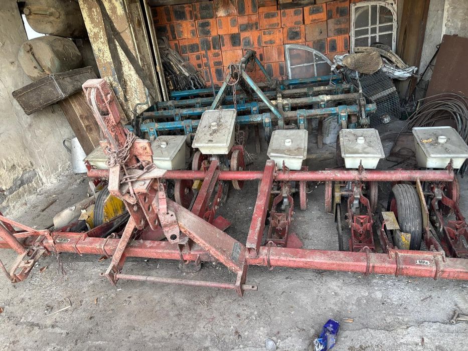 Siewnik do burakow, warzyw , punktowy, Meprozet 6 rzedow