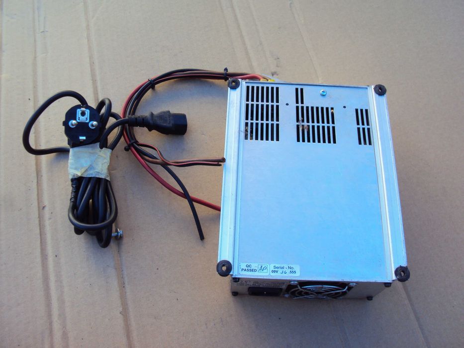 Ładowarka do akumulatorów Kamper Kemping VOTRONIC 1215 SMT 2B 12 V 15 A