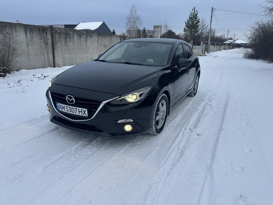 Продам авто Mazda 3 2014 рік 2.2 дизель , 6ст