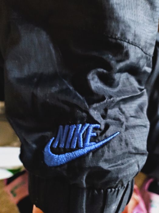 Kurtka Nike rozmiar 128