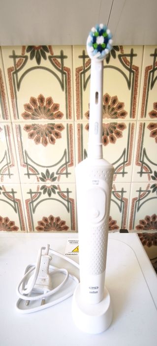 Escova Dental Elétrica