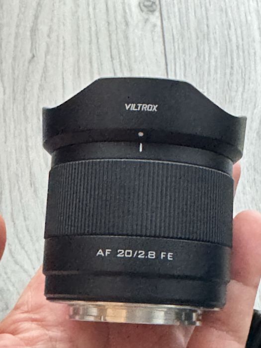 Viltrox AF 20mm f/2.8 STM ASPH ED IF (Sony FE) Lente objetiva usada