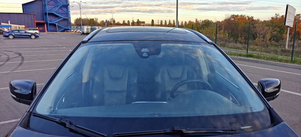 Продам Volvo xc60  т5