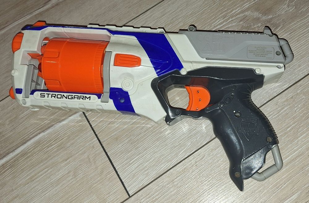 Okazja! Zestaw Nerf-ów + dodatkowe naboje