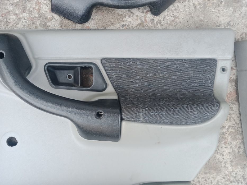 Дверные карты на УАЗ патриот