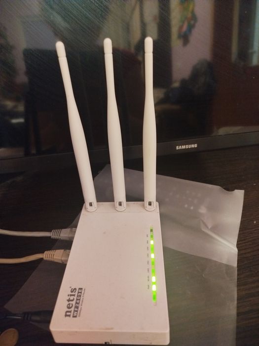 Продам маршрутизатор Netis WF2409E