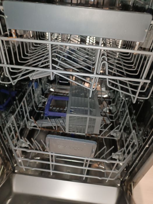 Zmywarka Beko DSFS 6831 X