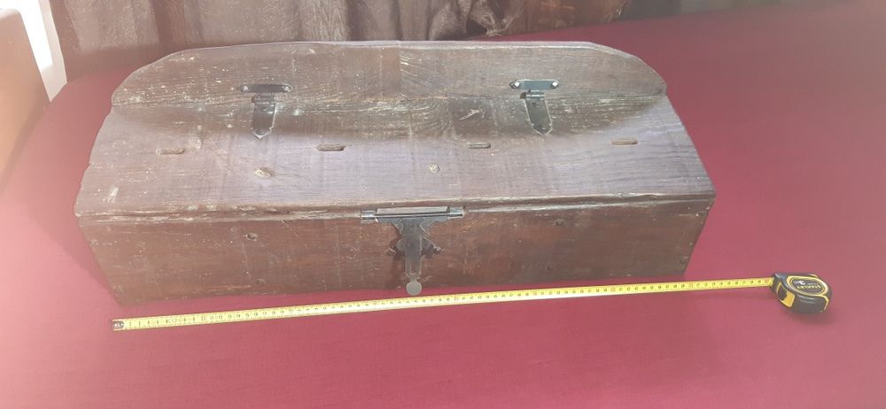 Caixa de esmolas de igreja