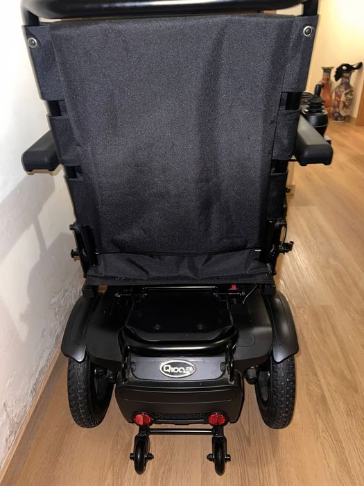 Cadeira de Rodas Elétrica Quickie Q100 R