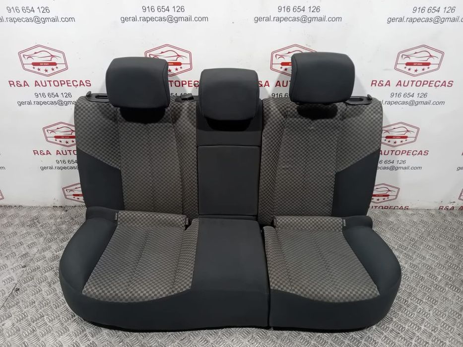 Conjunto de Bancos Renault Megane II em Tecido Original