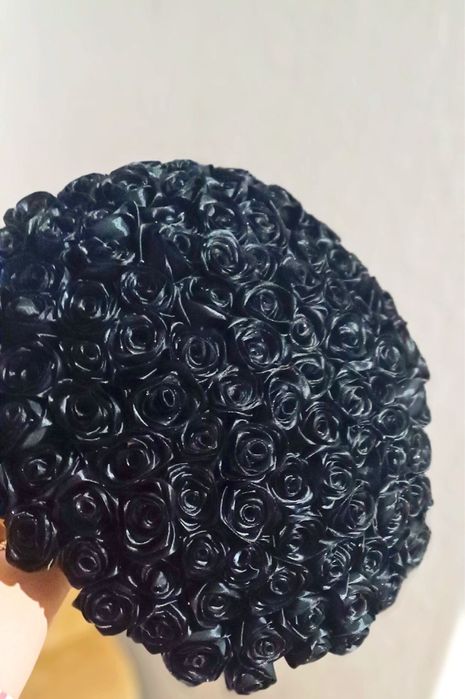 Квіти для пам’ятників героїв України