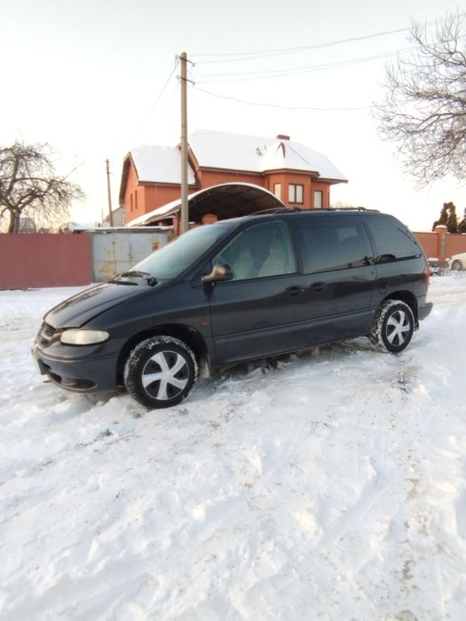 Продам минивэн Dodge Ram 2,5дизель!