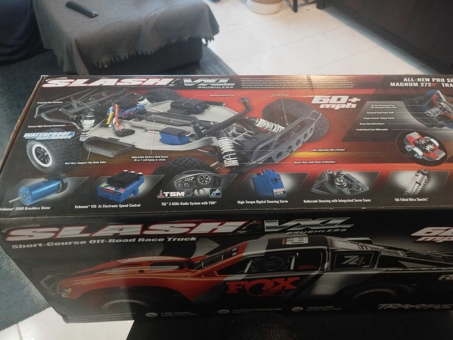 Traxxas Slash 2wd Magnum vxl, Fox edition