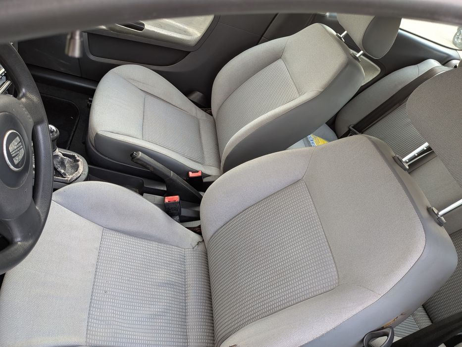 Seat Ibiza1.2 i 16 V 65 CV 03