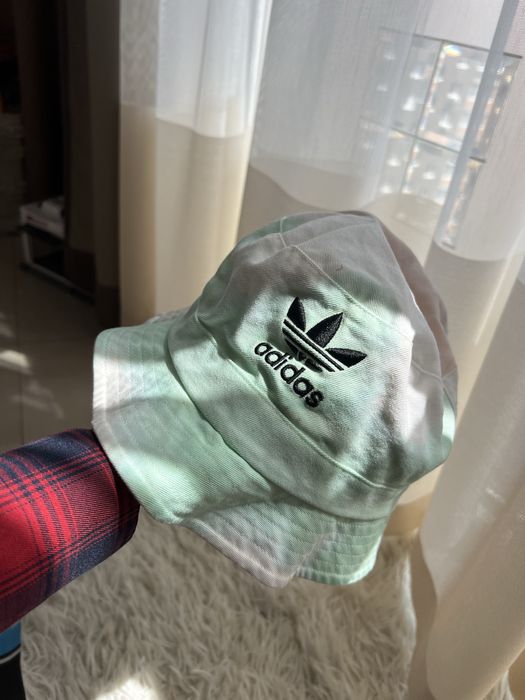 Панамки adidas нові