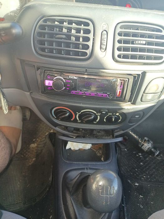 Renault Megane 1.4 16V janeiro de 2000