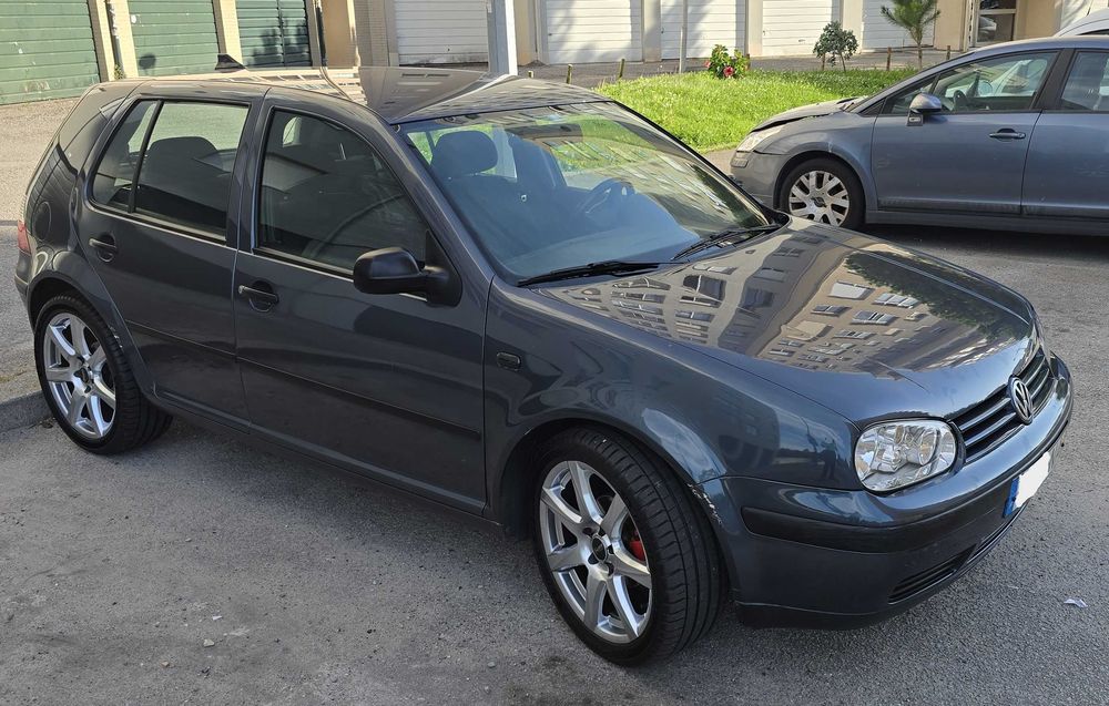 Golf 4 de 1999 com extras & 132.000 km
