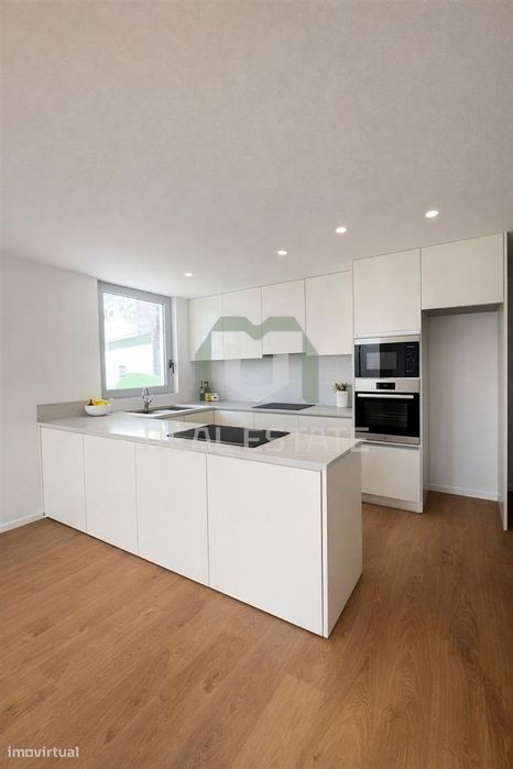 Apartamento T3 NOVO no centro de Amares