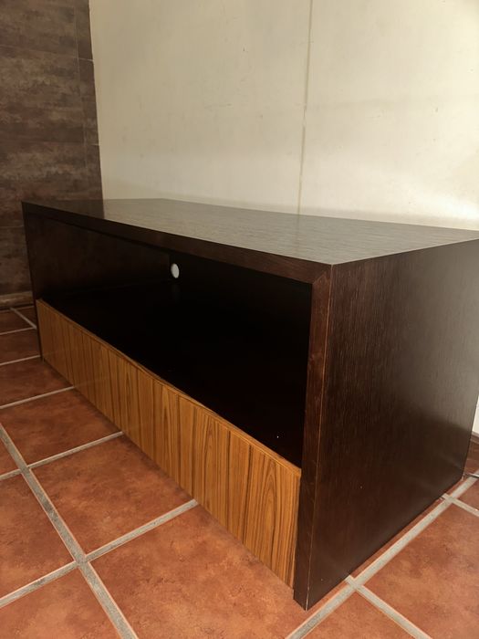 Móvel de televisão