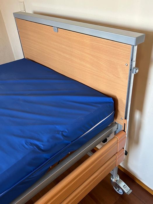 Cama elétrica articulada de elevação com colchão anti-escaras