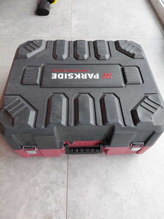 Frezarka górnowrzecionowa Parkside PPOF 2200 A1