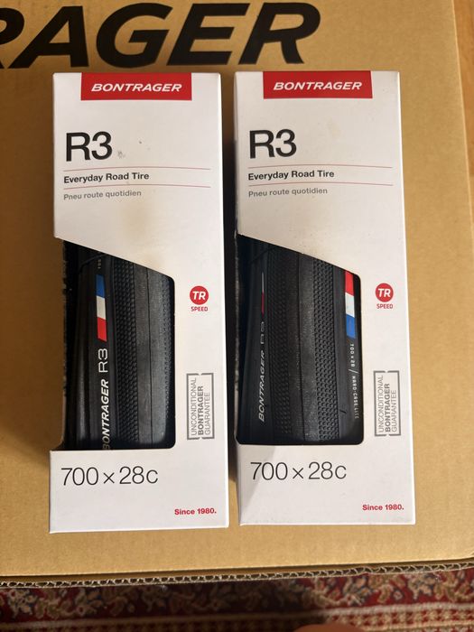 Opony 700 x 28c. BONTRAGER R3 HCL . 225 g