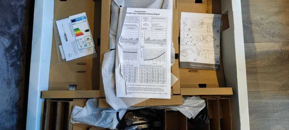 Продам монітор Dell UP2716D (повна комплектація, як новий)