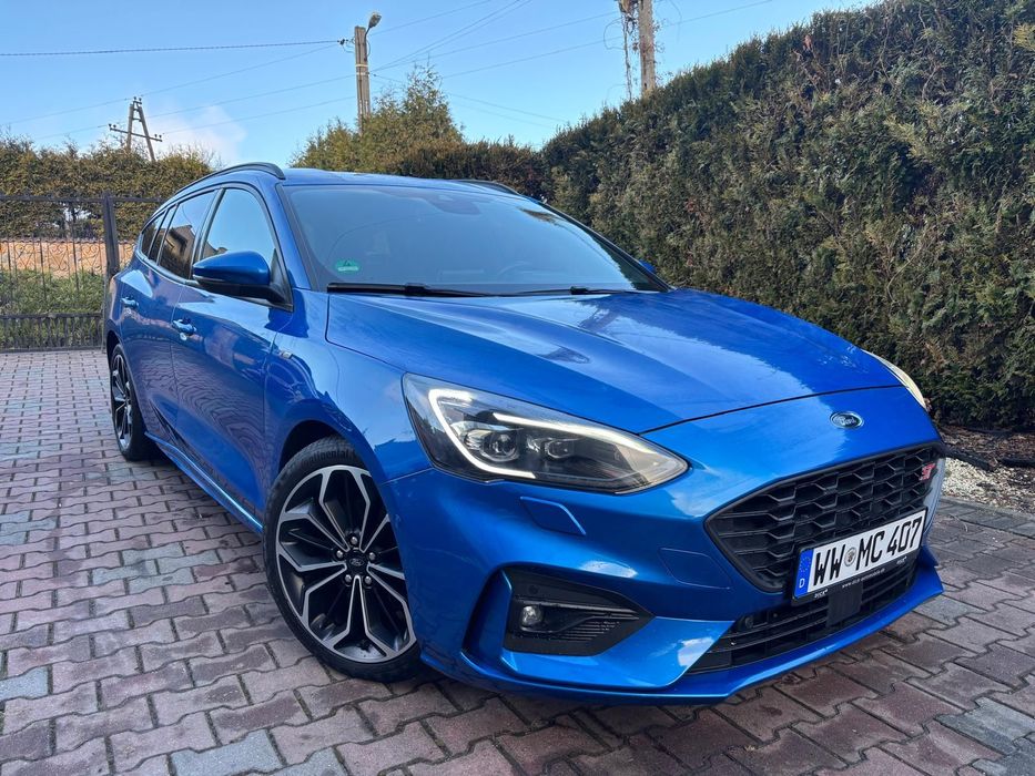 Ford Focus Ford Focus ST-line 2.0 EcoBlue LED PDC Navi Radar Bogata Opcja