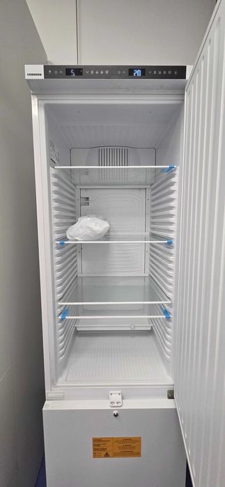 Lodówka liebherr mediline- profesjonalna laboratoryjna-mało używana