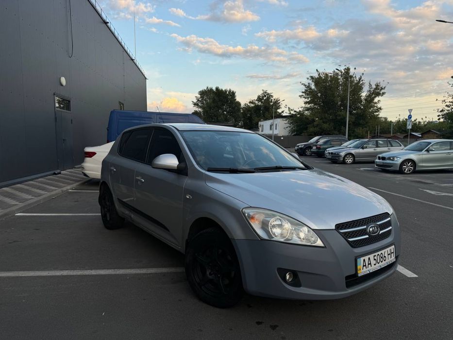 Продам бюджетне авто