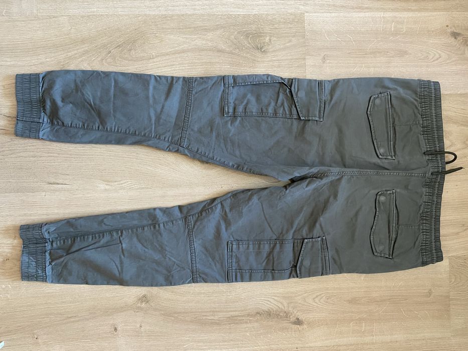 H&M S męskie spodnie khaki joggers cargo brązowe jeansy pas guma