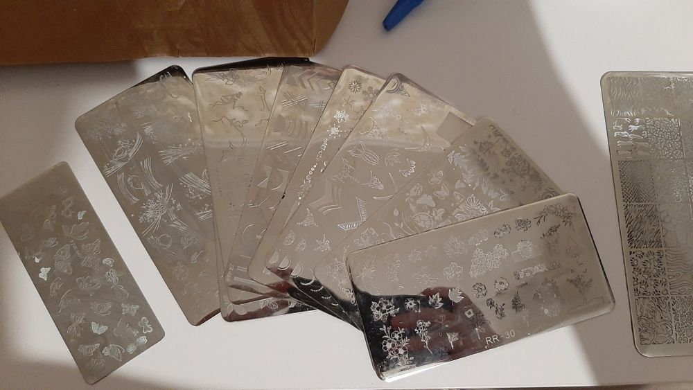 Стемпинг, стразы, крафт пакеты