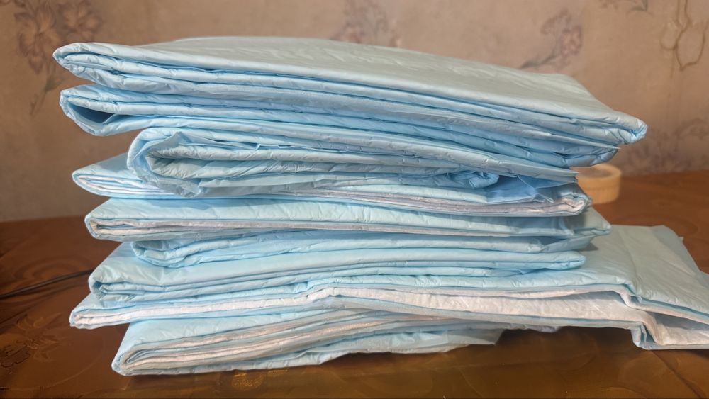 Продам памперсы для взрослых размер М, XL и пеленки