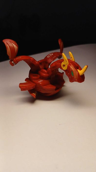 Bakugan - Pyrus Neo Dragonoid 600g