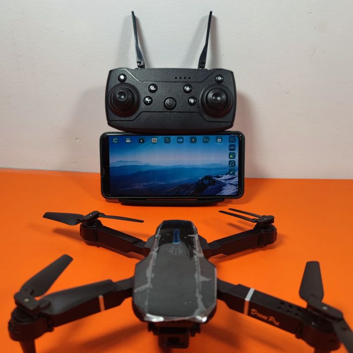 Dron E88 PRO dla początkujących